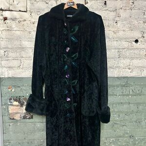 Lee Andersen [Vintage] : Women’s ‘Art To Wear’ Blk Button Up Amethyst Coat